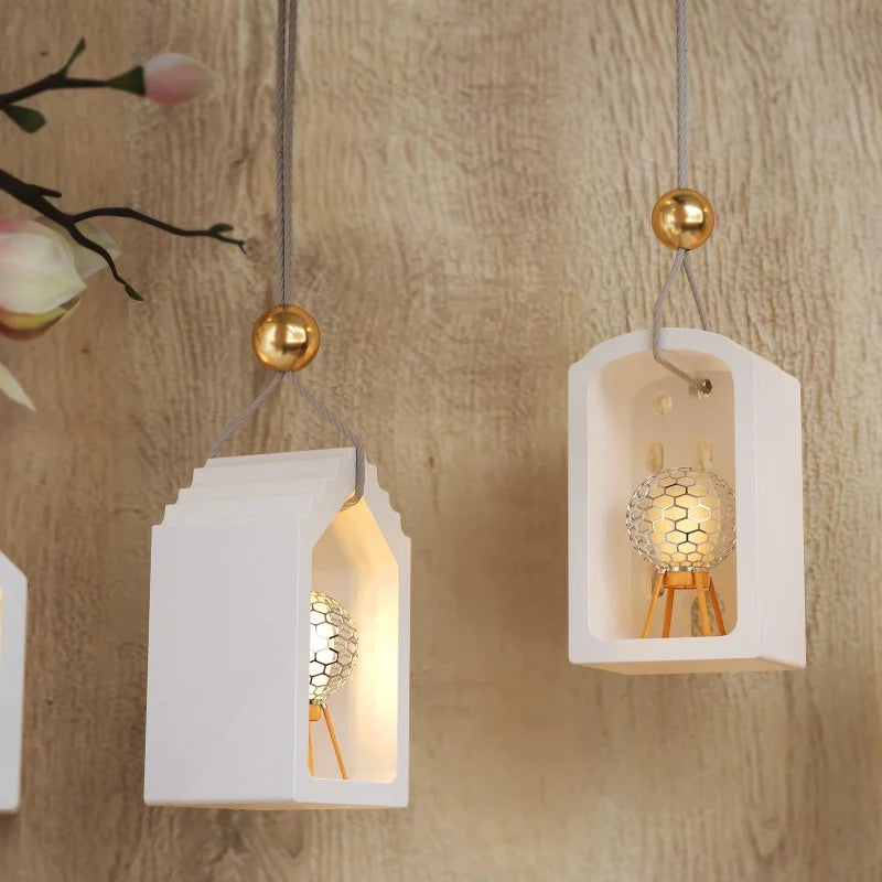 4-Grid House Ornament Silicone Mold – DIY Resin & Gypsum European Style Pendant Mold for Crafts & Home Decoration